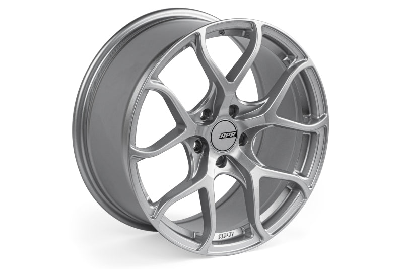 APR A01 Flow Formed 18x8.5 / 5x112 / ET45 / 66.5mm Bore / Hyper Silver Wheel - WHL00015