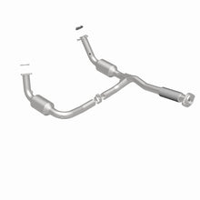 Load image into Gallery viewer, MagnaFlow 2004 Buick Rainier 5.3L Direct Fit Converter - 4451172