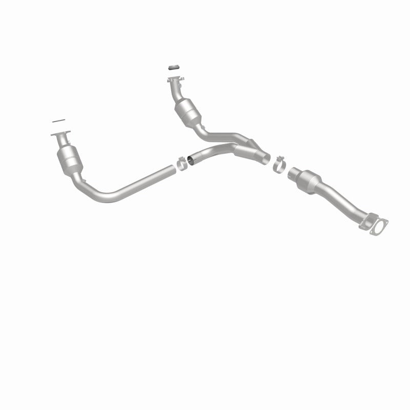 MagnaFlow Direct Fit Catalytic Converter 2011-2014 Express 1500 4.3L Underbody - 52134