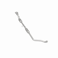 Load image into Gallery viewer, MagnaFlow Direct Fit Catalytic Converter OEM 18-21 Nissan Kicks 1.6L Single Underbody - 280376