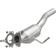Load image into Gallery viewer, MagnaFlow 04-06 Volkswagen Touareg 3.2L Direct Fit Converter - 5491979