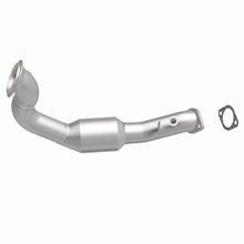 Load image into Gallery viewer, MagnaFlow Direct Fit Catalytic Converter BMW 3 07-08 Front OEM - 49766