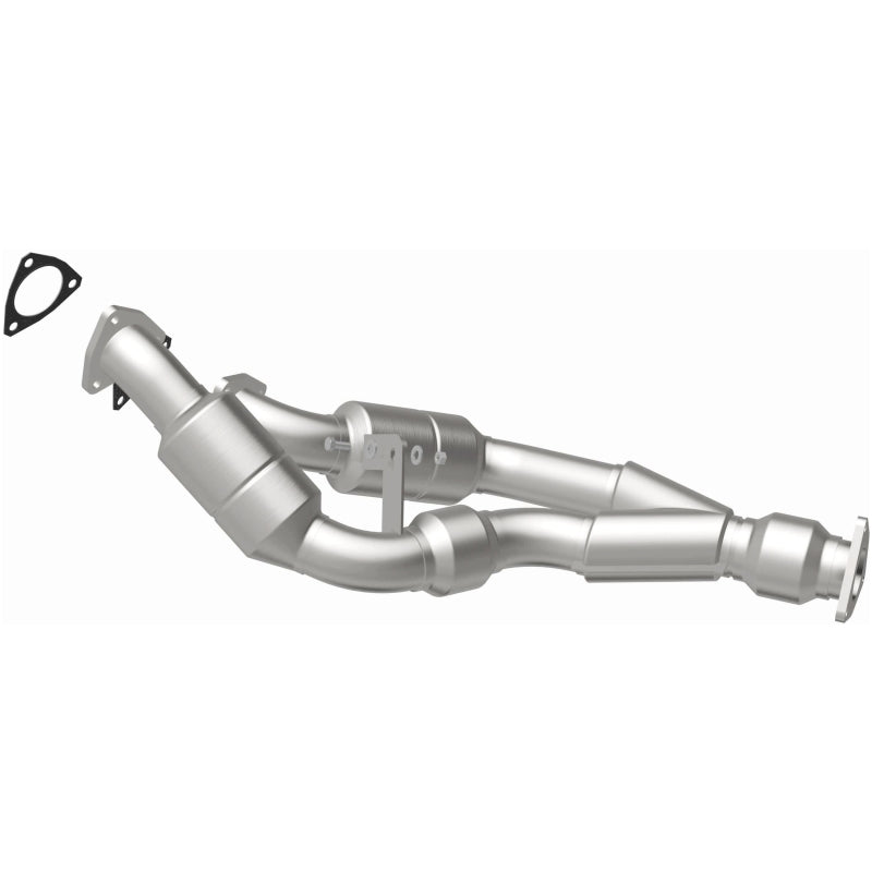 MagnaFlow Direct Fit Catalytic Converter 04-06 VW Touareg 3.2L - 51499