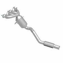 Load image into Gallery viewer, MagnaFlow Direct Fit Catalytic Converter 2018-2021 Ford EcoSport Single Manifold 2L - 290002
