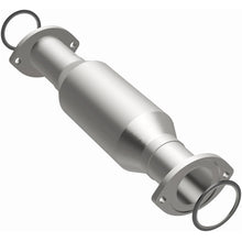 Load image into Gallery viewer, MagnaFlow 96-99 Toyota Tacoma 2.7L Direct Fit Converter - 4481609