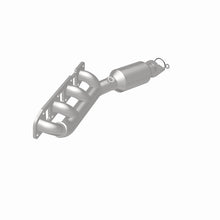 Load image into Gallery viewer, MagnaFlow 11-13 QX56 V8 5.6 OEM Manifold Direct Fit Converter - 22-035