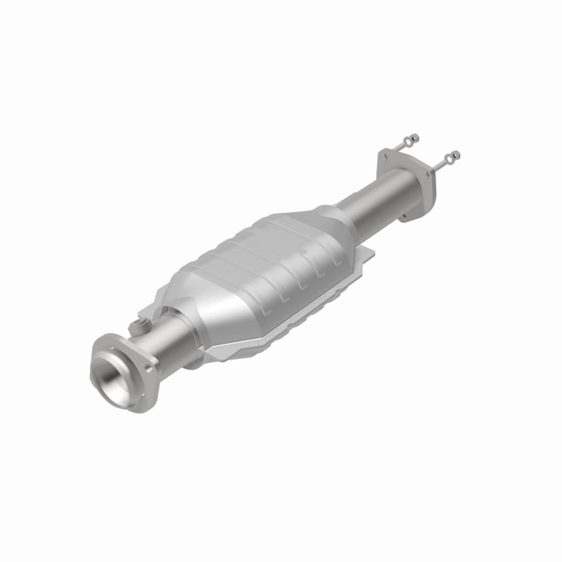 MagnaFlow Direct Fit Catalytic Converter 00-04 Jeep Wrangler Rear - 447211