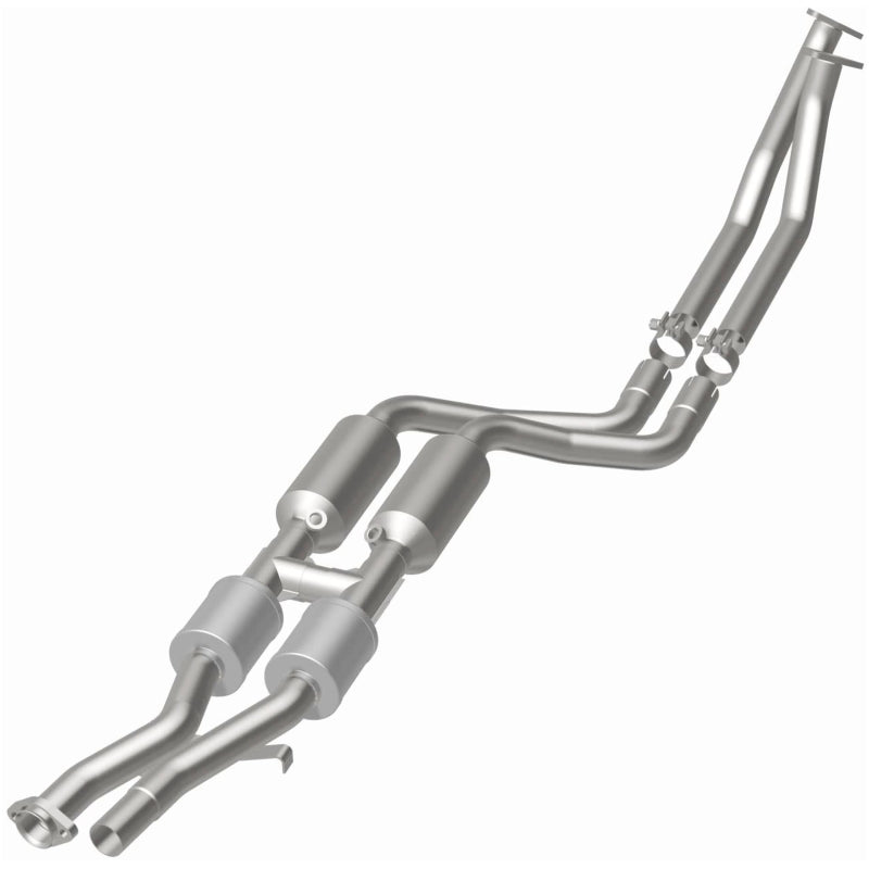MagnaFlow Direct Fit Catalytic Converter 96-98 BMW 328 2.8L - 24021