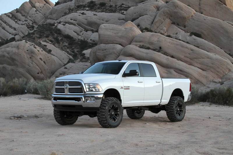 Fabtech 14-18 Ram 2500 4WD 5in Basic System w/Coil Spacers & DL Shocks - K3067DL
