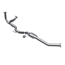 Load image into Gallery viewer, MagnaFlow Direct Fit Catalytic Converter 98-00 Sienna 3.0L - 23751