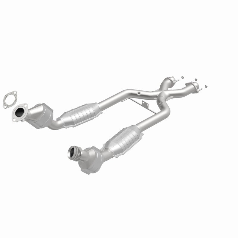 MagnaFlow Direct Fit Catalytic Converter 96-98 4.6L *California* - 441112