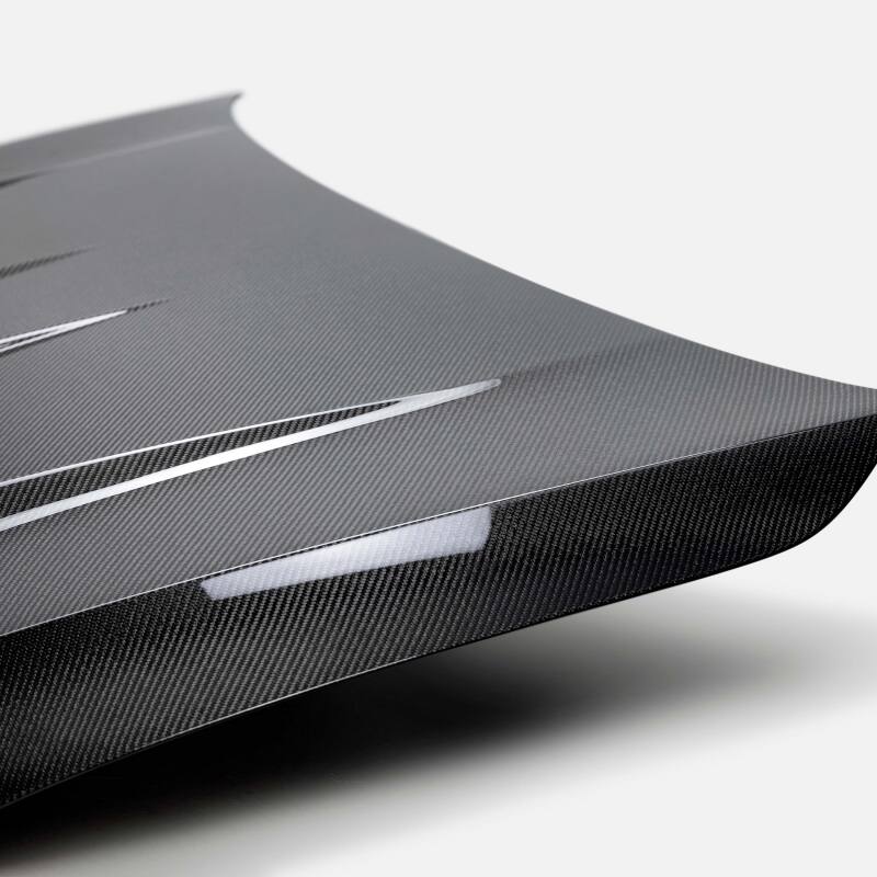 Seibon 2022-2023 Volkswagen Golf GTI/R DV-Style Carbon Fiber Hood - HD22VWG8-DV