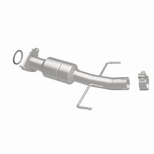 Load image into Gallery viewer, MagnaFlow Direct Fit Catalytic Converter 2010-2012 CX-7 2.5 L Underbody - 52223