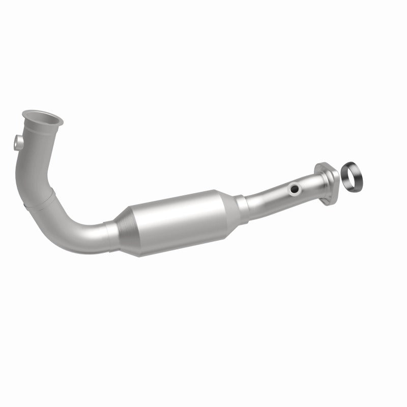 MagnaFlow Direct Fit Catalytic Converter OEM 2004 Jeep Liberty Underbody - 4551583