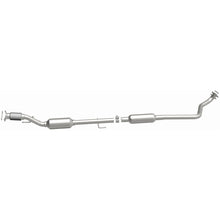 Load image into Gallery viewer, MagnaFlow Direct Fit Catalytic Converter OEM 18-21 Nissan Kicks 1.6L Single Underbody - 280376