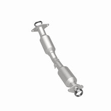 Load image into Gallery viewer, MagnaFlow Direct Fit Catalytic Converter OEM 2013-2017 Nissan Sentra Underbody - 52710
