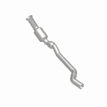 Load image into Gallery viewer, MagnaFlow Direct Fit Catalytic Converter 06-14 Chrysler 300 5.7L - 5561585