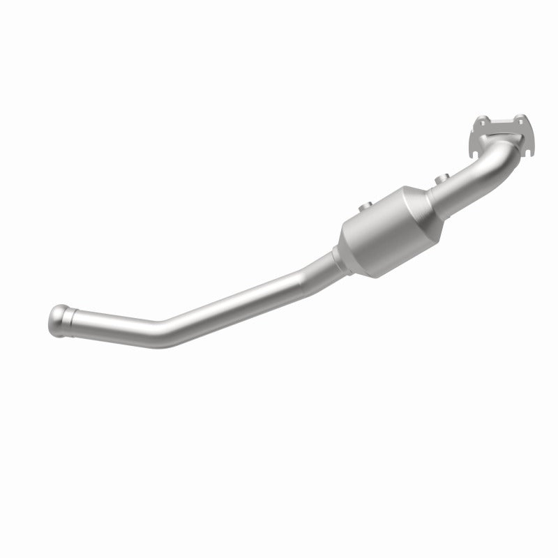 MagnaFlow Direct Fit Catalytic Conv 13-18 Dodge Durango 3.6L V6 / 13-18 Jeep Grand Cherokee 3.6L V6 - 21-251