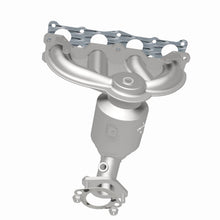 Load image into Gallery viewer, MagnaFlow Direct Fit Catalytic Converter 13-16 Hyundai Santa Fe Sport 2.4L Manifold - 52775
