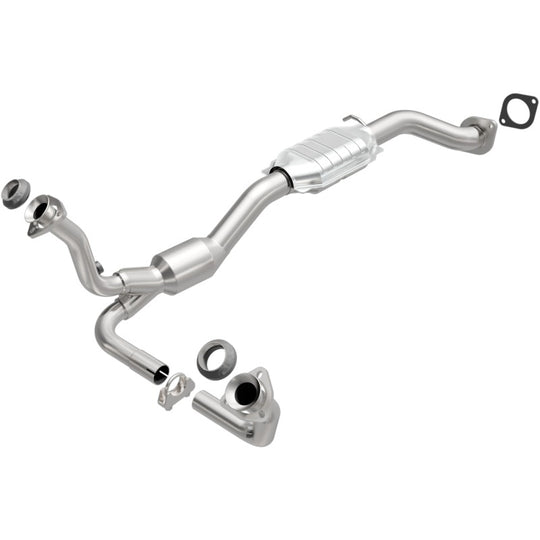 MagnaFlow Direct Fit Catalytic Converter 01-05 Chevy Blazer 4.3L 2WD - 49898