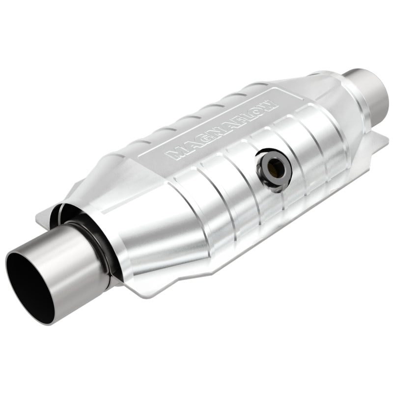 MagnaFlow Universal Catalytic Converter 2.50 Mid O2 Rear - 457056