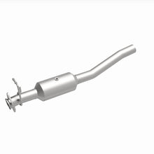 Load image into Gallery viewer, MagnaFlow 16-19 Ford F-53 V10 6.8L Underbody Direct-Fit Catalytic Converter - 280447