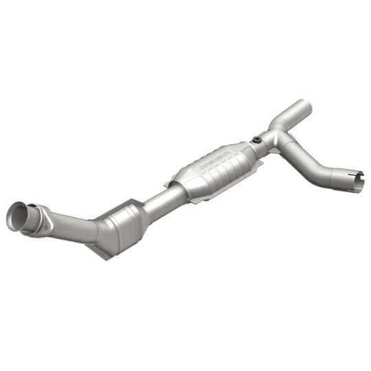 MagnaFlow Direct Fit Catalytic Converter 01-03 Ford E150 4.2L P/S - 447159