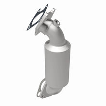 Load image into Gallery viewer, MagnaFlow Direct Fit Catalytic Converter 17-18 Chrysler Pacifica 3.6L - 21-950