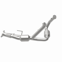 Load image into Gallery viewer, MagnaFlow 05-06 Jeep Grand Cherokee 5.7L Direct Fit Catalytic Converter - 4651709