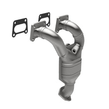 Load image into Gallery viewer, MagnaFlow Direct Fit Catalytic Converter 97-99 Nissan Sentra 1.6L - 452023