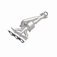 Load image into Gallery viewer, MagnaFlow Direct Fit Catalytic Converter 04-10 Mitsu Endeavor 3.8L - 51763