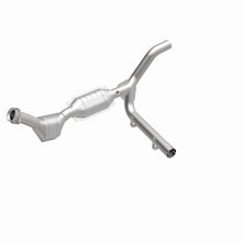 Load image into Gallery viewer, MagnaFlow Direct Fit Catalytic Converter 97-98 Ford F-150 Pickup 4.2L P/S 4WD - 93429