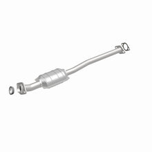 Load image into Gallery viewer, MagnaFlow Direct Fit Catalytic Converter Chevrolet-Geo 2001 - 22614