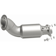 Load image into Gallery viewer, MagnaFlow 2015 M3 3 Underbody Direct Fit Converter - 52931