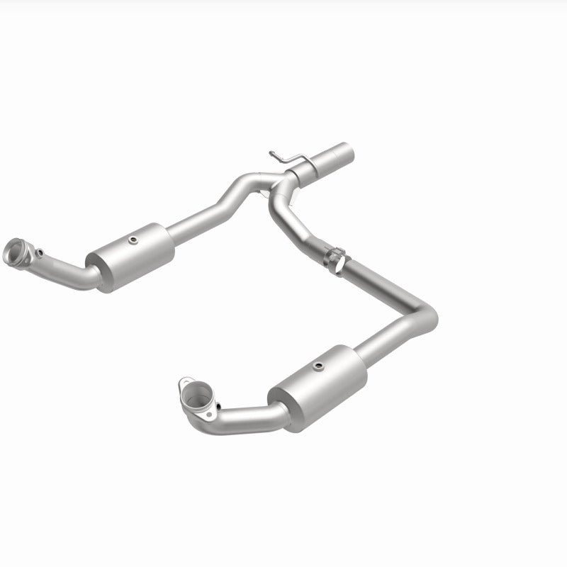 MagnaFlow 09-13 Ford E-350 Super Duty V10 6.8 OEM Underbody Direct Fit Catalytic Converter - 21-599
