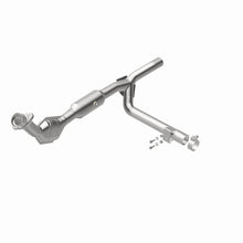 Load image into Gallery viewer, MagnaFlow 01-03 Ford F150 XL/XLT V6 4.2L OEM Grade / EPA Compliant Direct-Fit Catalytic Converter - 21-249