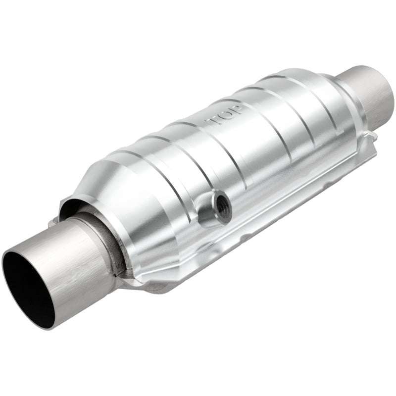 MagnaFlow Universal Catalytic Converter 2.25 OEM Angled O2 - 52325