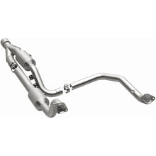 Load image into Gallery viewer, MagnaFlow 14-18 2500 V8 6.4 OEM Underbody Direct Fit Converter - 21-513