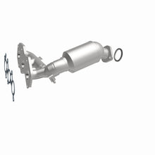 Load image into Gallery viewer, MagnaFlow 2011 Toyota Sienna 3.5L Direct Fit Converter - 5582556