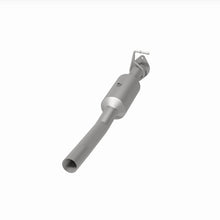 Load image into Gallery viewer, MagnaFlow 16-19 Ford F-53 V10 6.8L Underbody Direct-Fit Catalytic Converter - 280447