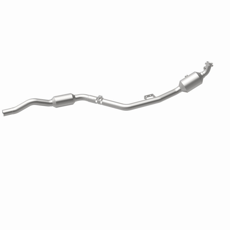 MagnaFlow Direct Fit Catalytic Converter OEM 2007 Mercedes-Benz E350 Underbody - 69.125in Length - 5411666