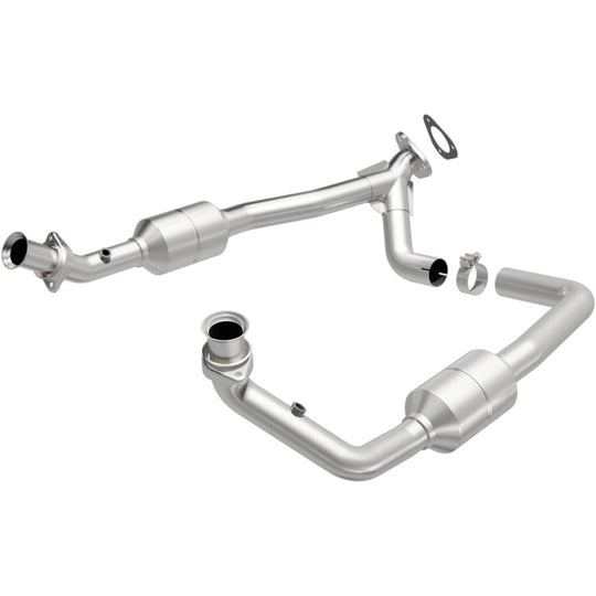 MagnaFlow Direct Fit Catalytic Converter 00-03 Ford E150 5.4L - 24307