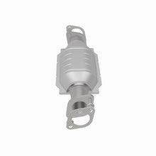 Load image into Gallery viewer, MagnaFlow Direct Fit Catalytic Converter 05-10 Kia Sportage 2.7L - 24963