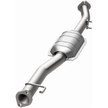 Load image into Gallery viewer, MagnaFlow Direct Fit Catalytic Converter 98-00 Toyota RAV4 2.0L - 23629