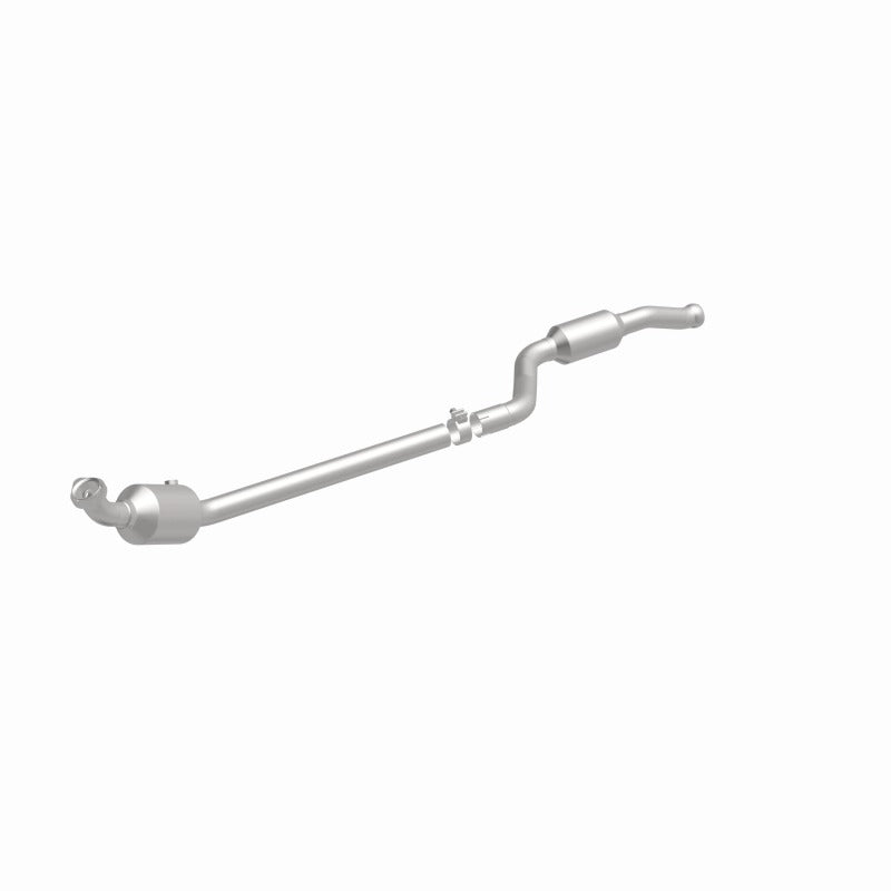 MagnaFlow 10-12 GLK350 V6 3.5 OEM Underbody Direct Fit Converter - 21-439