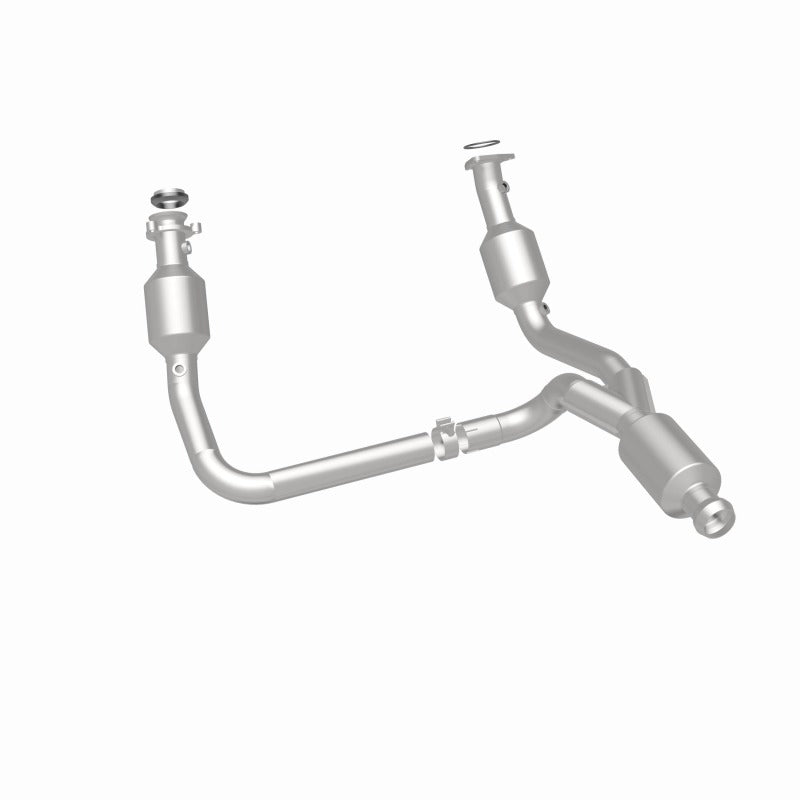 MagnaFlow 14-15 Chevrolet Silverado 1500 5.3L Direct-Fit Catalytic Converter - 5582642