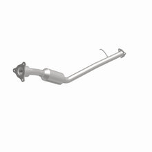 Load image into Gallery viewer, MagnaFlow 04-06 Saturn Vue 2.2L Direct Fit Converter - 4561068