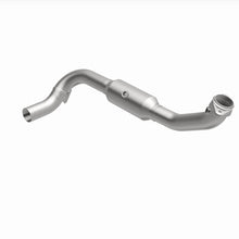 Load image into Gallery viewer, MagnaFlow 05-06 Lincoln Navigator 5.4L Direct Fit Catalytic Converter - Passenger Side - 4651507