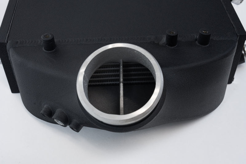 CSF 2014+ BMW M3/M4 (F8X) Top Mount Charge-Air-Cooler - Crinkle Black - 8082