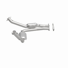 Load image into Gallery viewer, MagnaFlow Direct Fit Catalytic Converter 04 Ranger/Bser 3.0 Front 50S - 441120